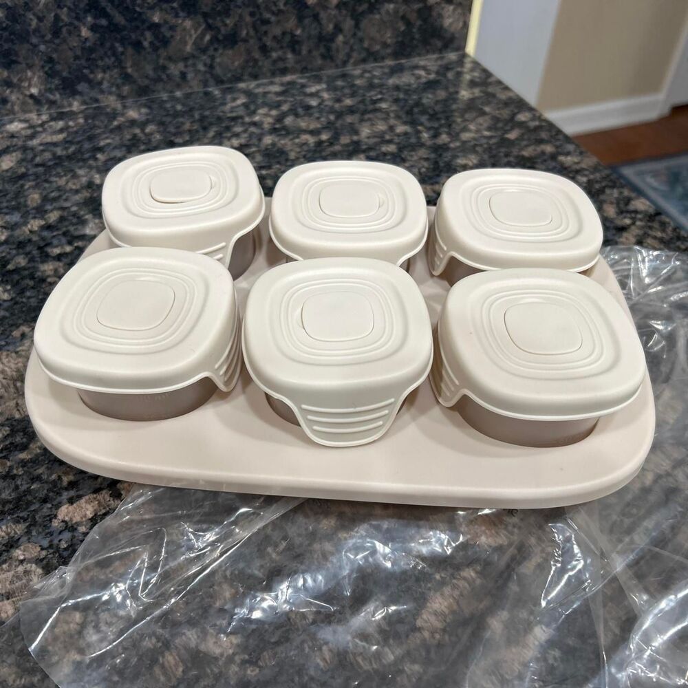 beige silicone freezer tray is designed for storing homemade baby food